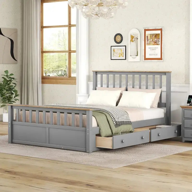 Grijs queensize platformbed van naturel grenenhout met laden en houten hoofdbord