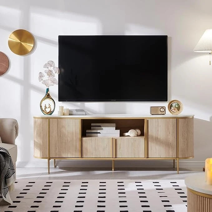 Moderní luxusní televizní stolek, centrum domácí zábavy s horní deskou z imitace mramoru